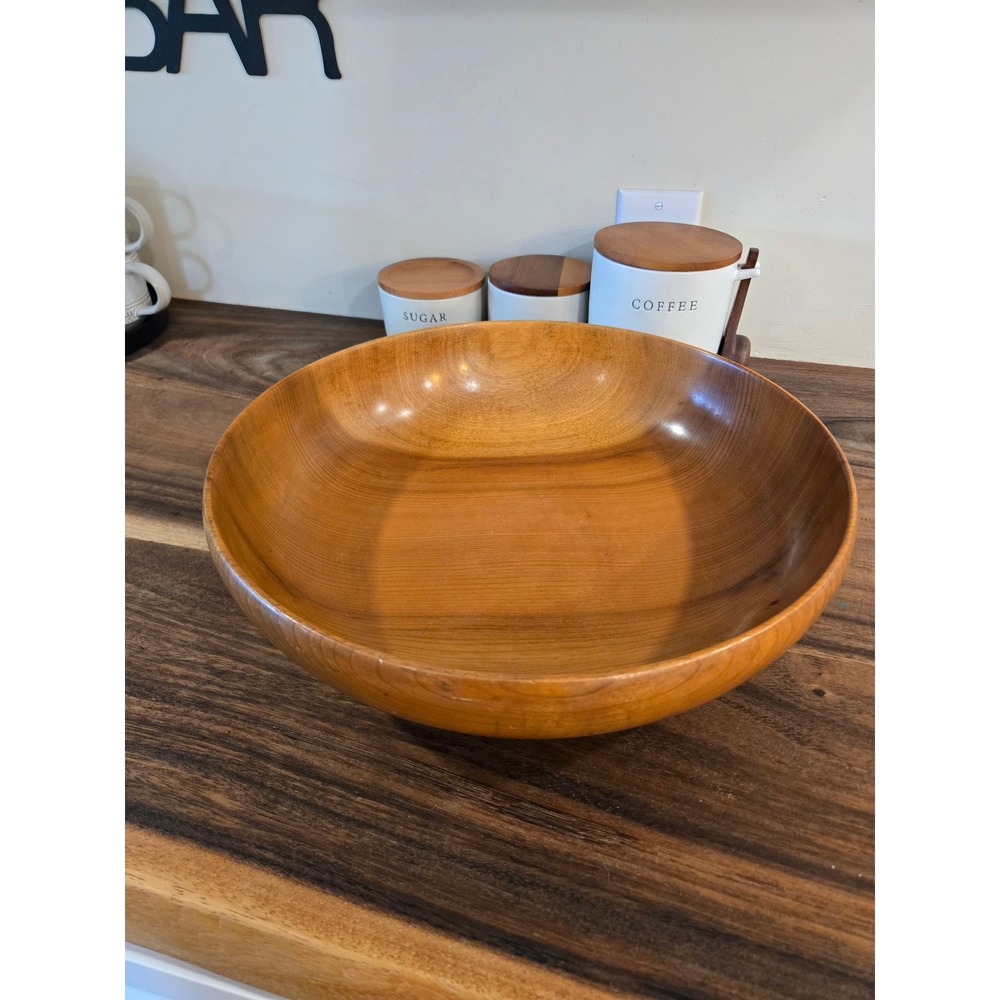 Vintage Oregon Myrtlewood Serving Bowl Seagull Gift Shop Depoe Bay Wood Round